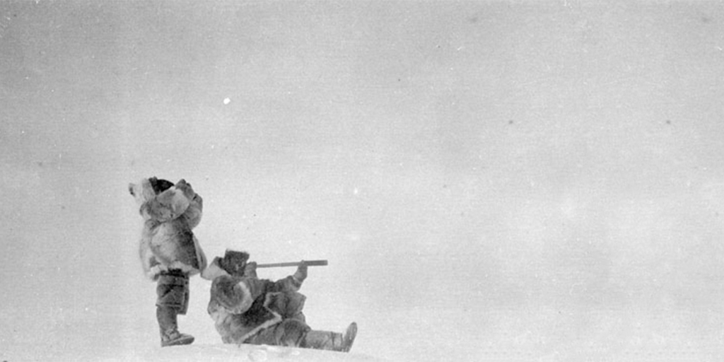 An Encyclopedia of Traditional Inuit Life (Sivulitta piusituqangit)